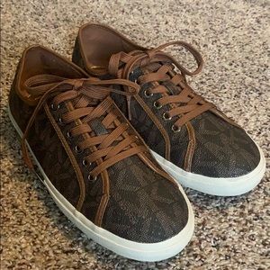 Michael Kors Sneaker | Size 8.5